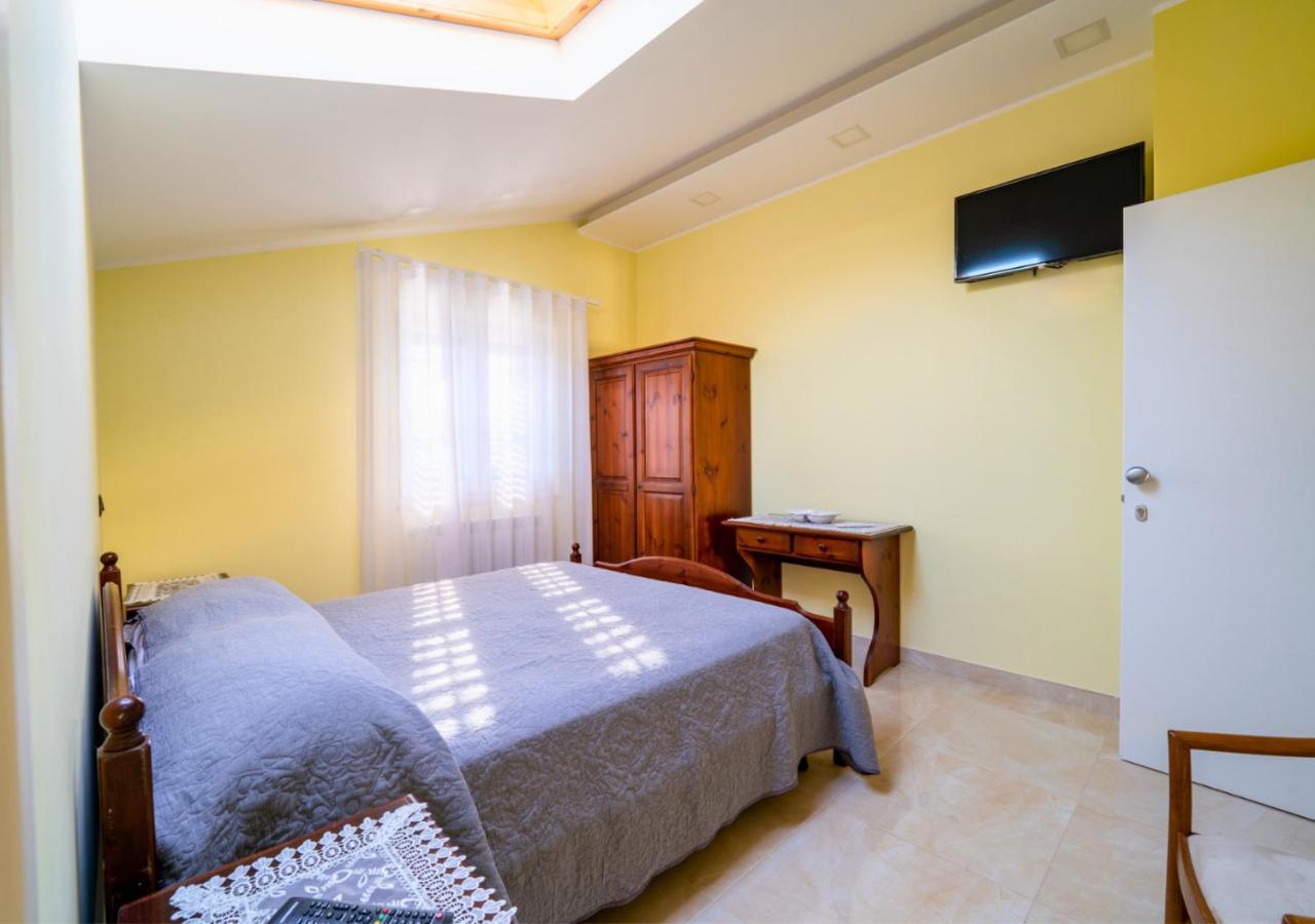 Villa Dei Cesari Bed & Breakfast Santa Maria La Carità Eksteriør billede