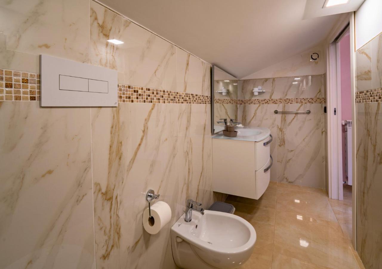 Villa Dei Cesari Bed & Breakfast Santa Maria La Carità Eksteriør billede